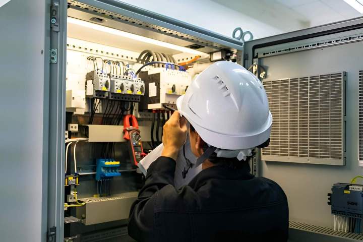 24/7 Electrician, Barrie<br/>Exceptional 24/7 Electrician, Barrie<br/>Emergency 24/7 Electrician, Barrie
