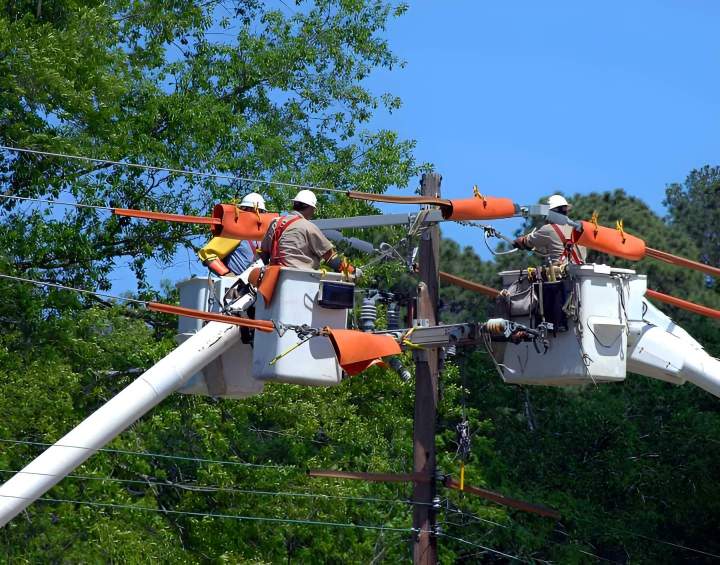 High-Voltage Electrical Services, Barrie<br/>Comprehensive High-Voltage Electrical Services, Barrie<br/>Excellent High-Voltage Electrical Services, Barrie